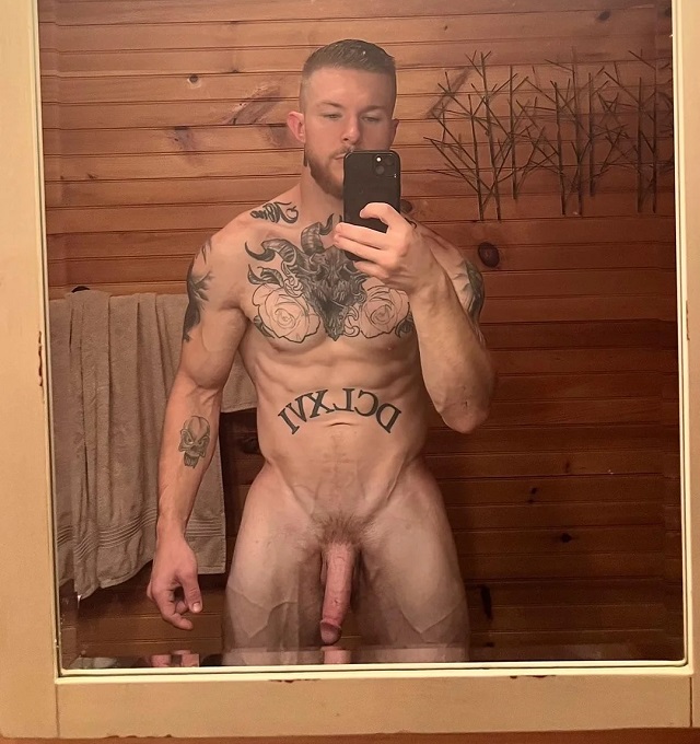 dave frable like amateur male nudes photo alexandre de sousa recommends amateur male nudes pic