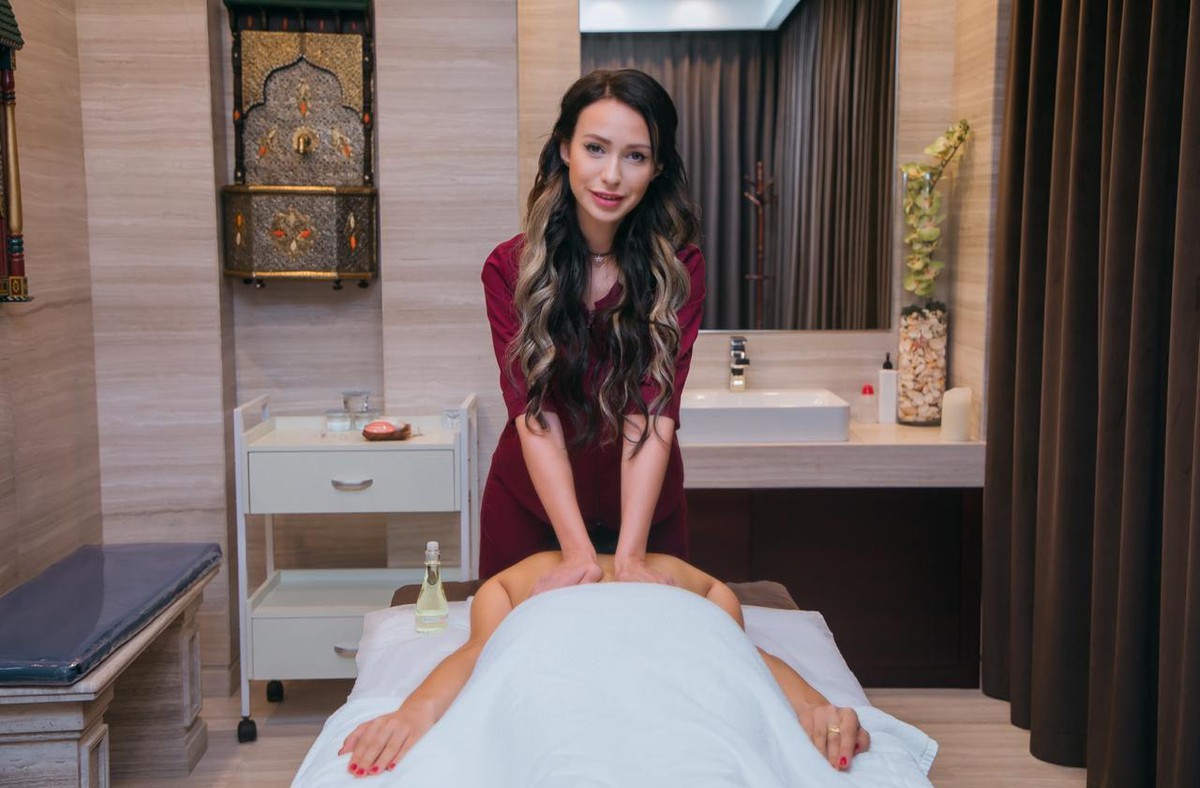 massage and blowjob - liz katz nsfw trueamateur pics