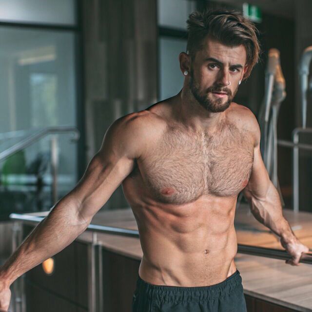 darin ledbetter recommends tumblr naked man pic