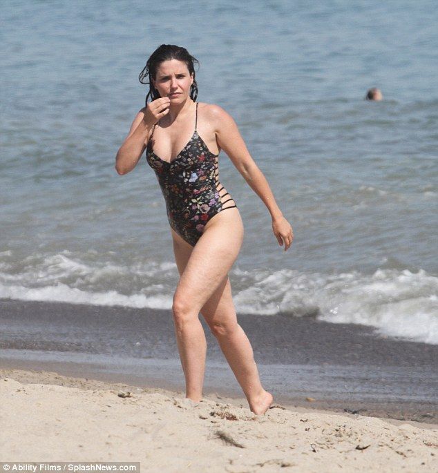 alton wallace share sophia bush bikini photos