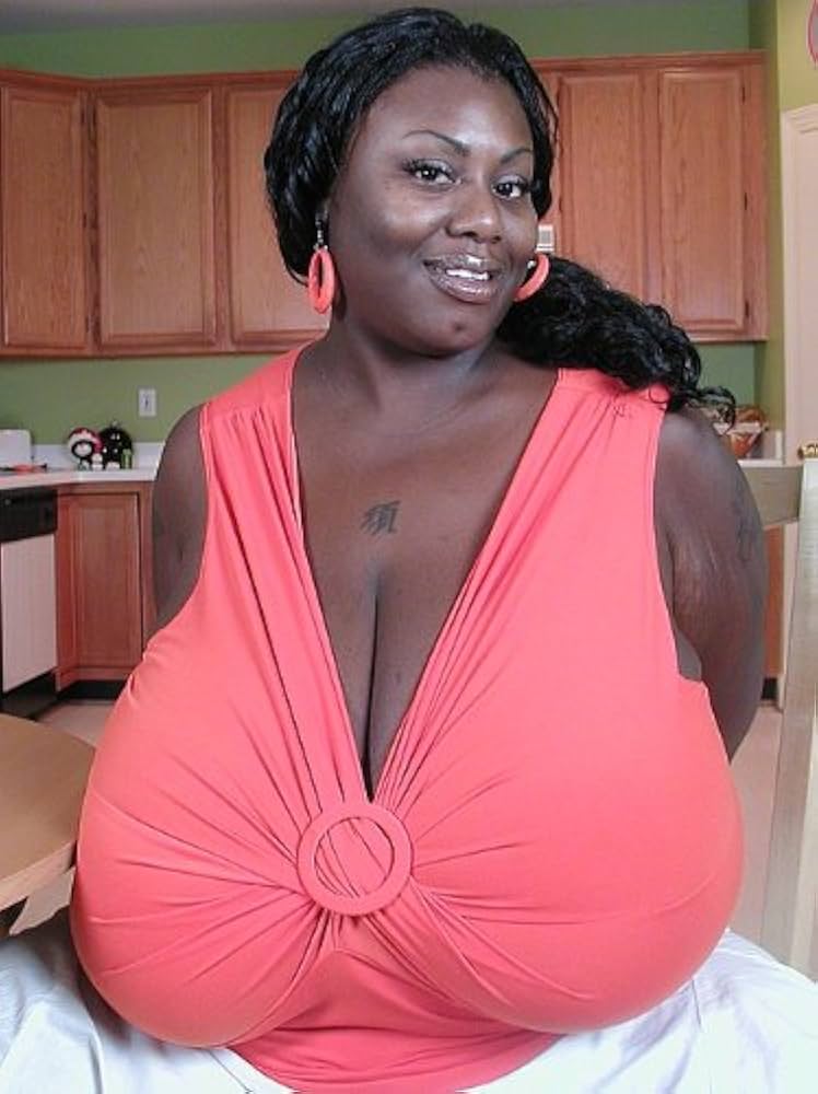 connie magallanes recommends Big Ebony Tittys