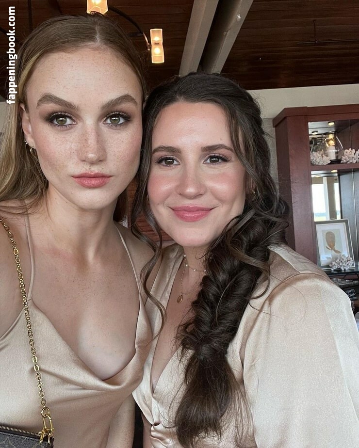 madison lintz naked - brunette milf blow job uuchan asmr