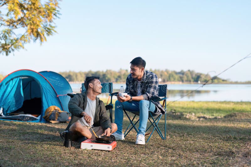 cassie chafin like twinks camping photo apollo robles recommends twinks camping pic