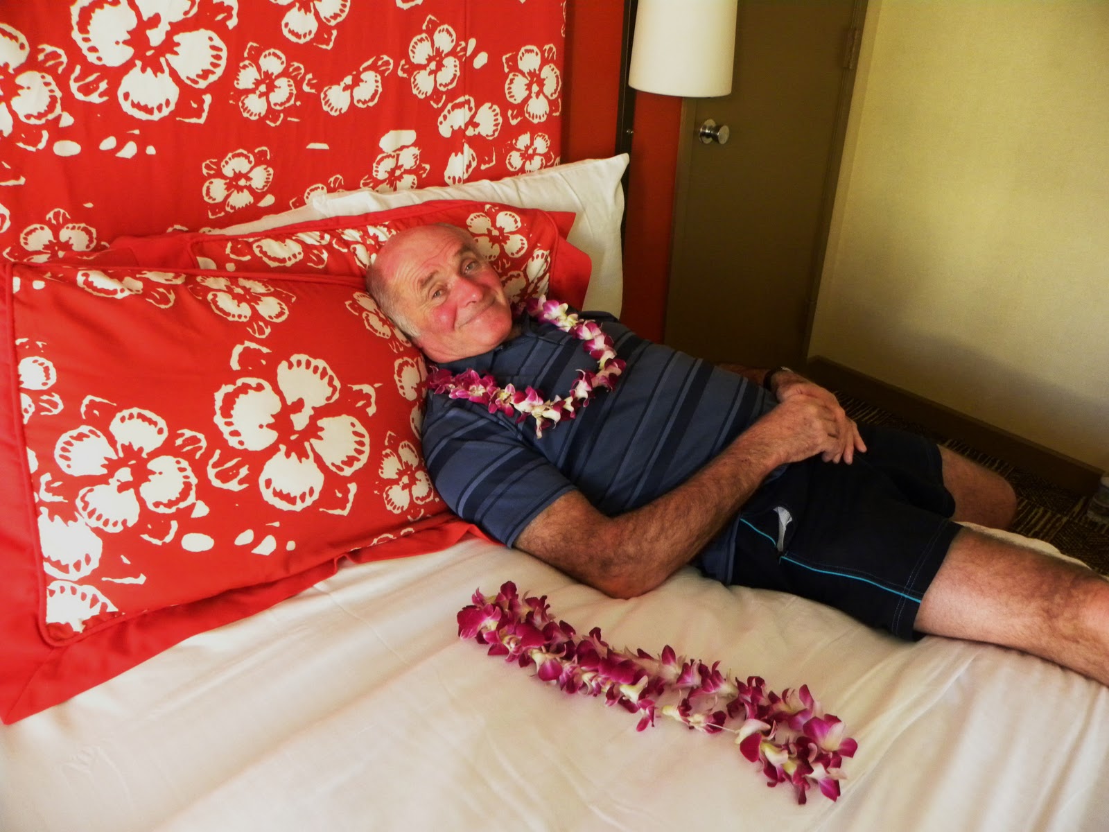 aloha porm - guys feet worshipped kassandra raine