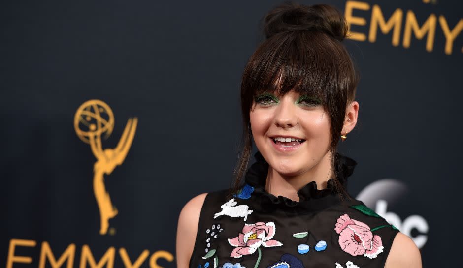 dennis devoy recommends maisie williams leak nude pic