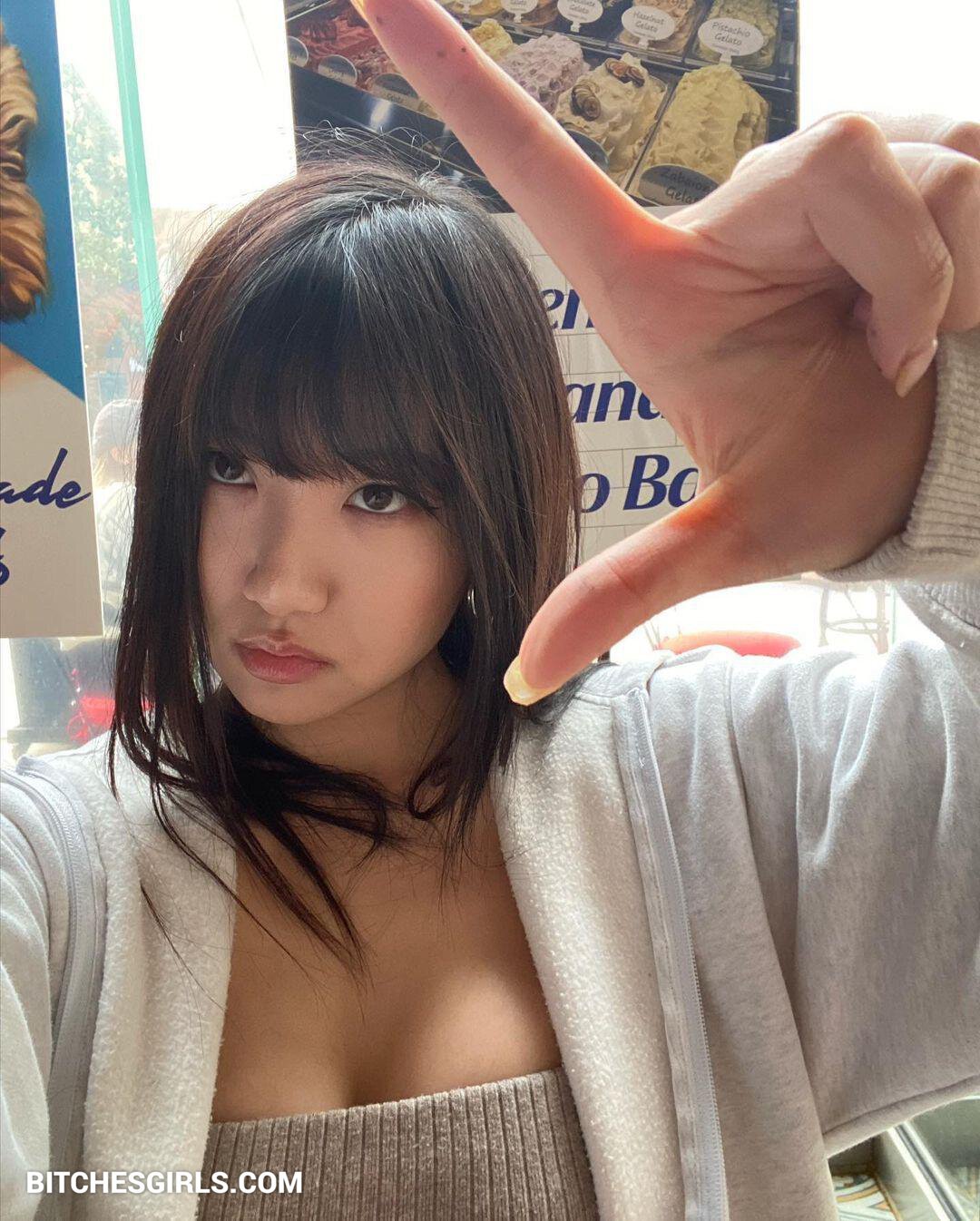 Best of denny gemmen's gallery daisy blooms naked arthi lal add photo ariasaki sexy