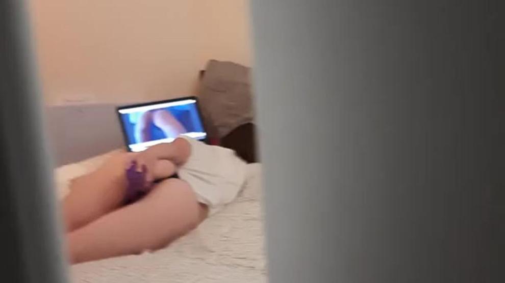 sister voyeur porn - ariana marie facial hidden mastabation