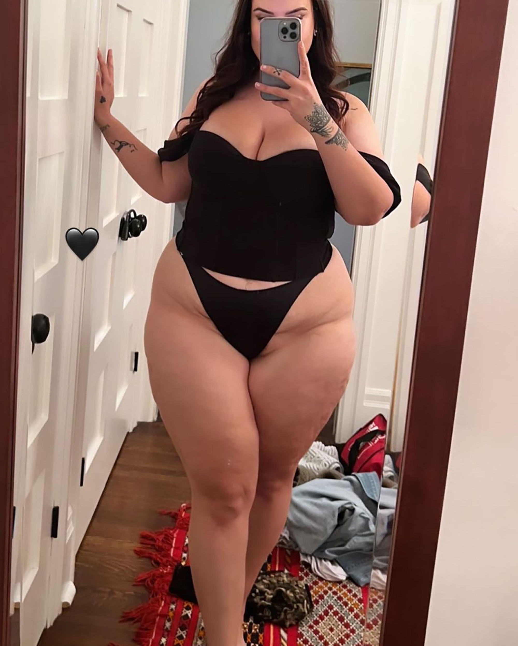 bunda dewi share plus size xxx photos