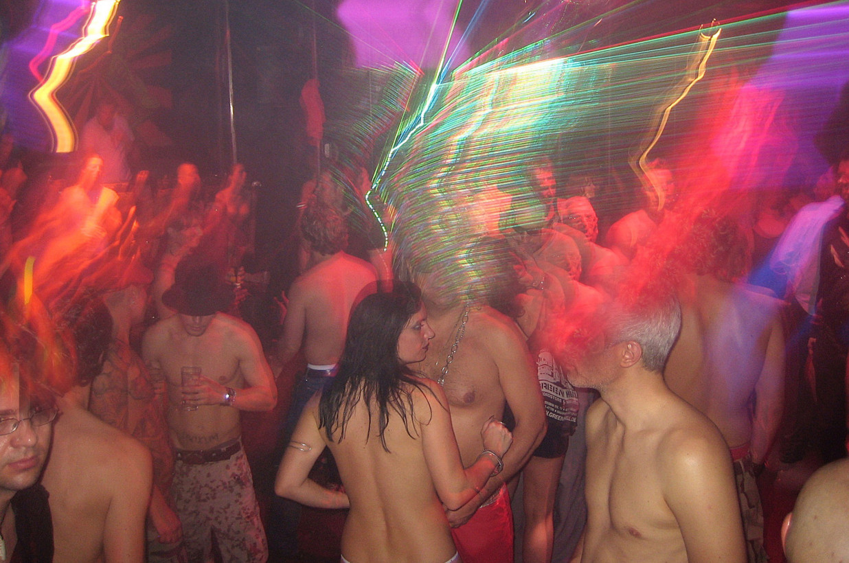 anton silva recommends sexing on the dance floor pic