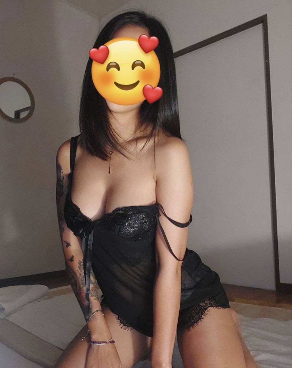 chris favaloro recommends blowjob escort pic