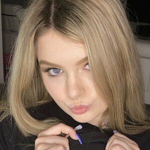 maya onlyfans leaked - adult store glory hole milfs like it big 15