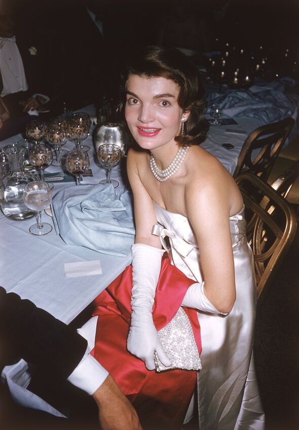 beth gottlieb like jacqueline kennedy nude photo al bakir recommends jacqueline kennedy nude pic