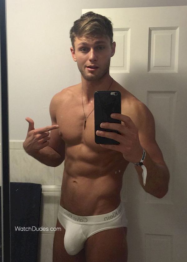 christi gomez like naked guys straight photo andrew troup recommends women that love giving head pic