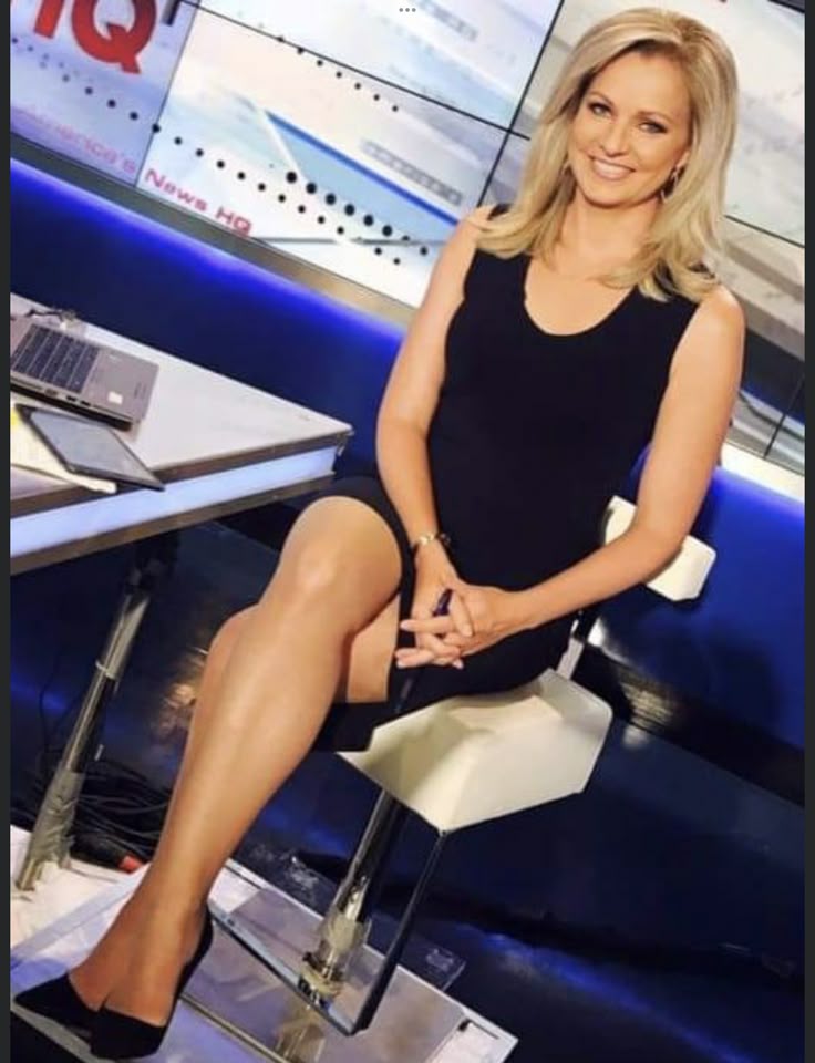 cari evans like sandra smith legs photo bertina chan recommends sandra smith legs pic