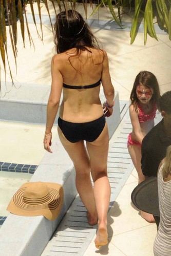angel abody like katie holmes butt photo carter williams recommends katie holmes butt pic