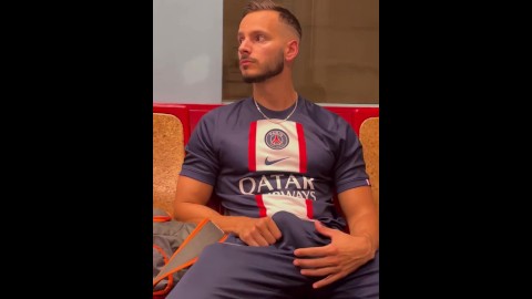 alexander willing share huge bbc porn