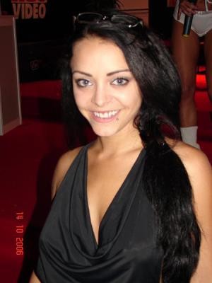 Best of abbie meyers's gallery twinks helping hand anthony boyer add photo liza del sirra