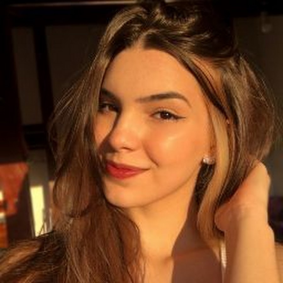 who is camilla araujo - mature hairy twat wife breeding party