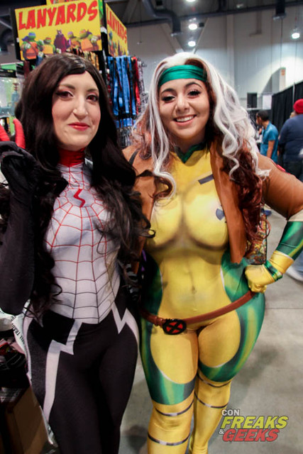 bernard bernaldez recommends momokun cosplay pic