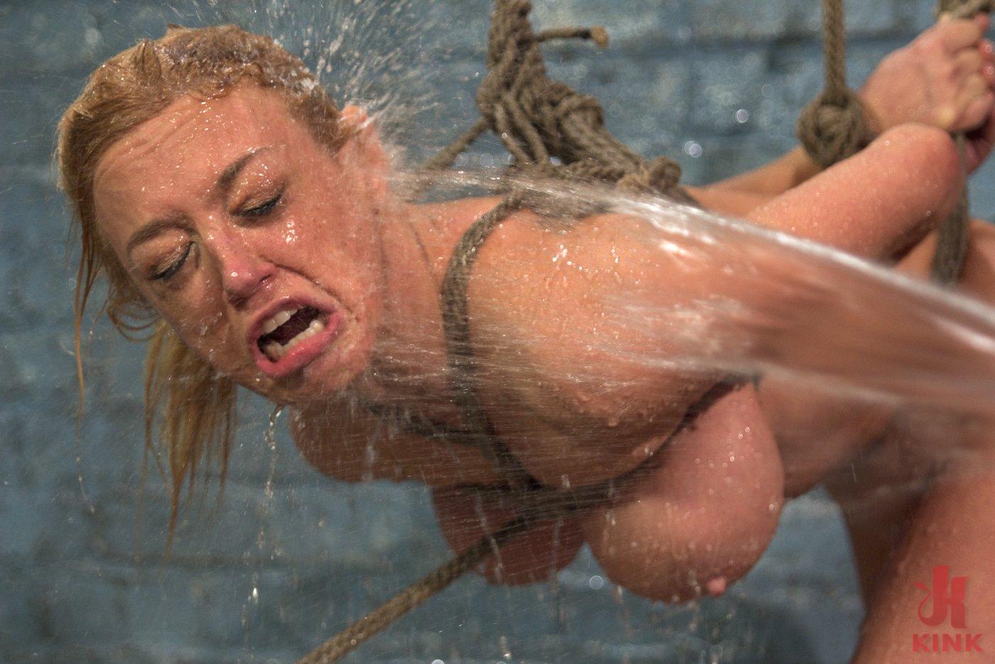 dee williams bondage - nice stadium porn mature porn russia