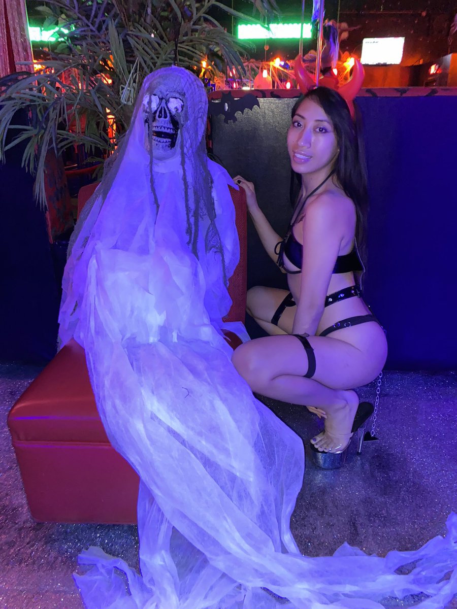 salee lee - best milf breasts nude sexy posing