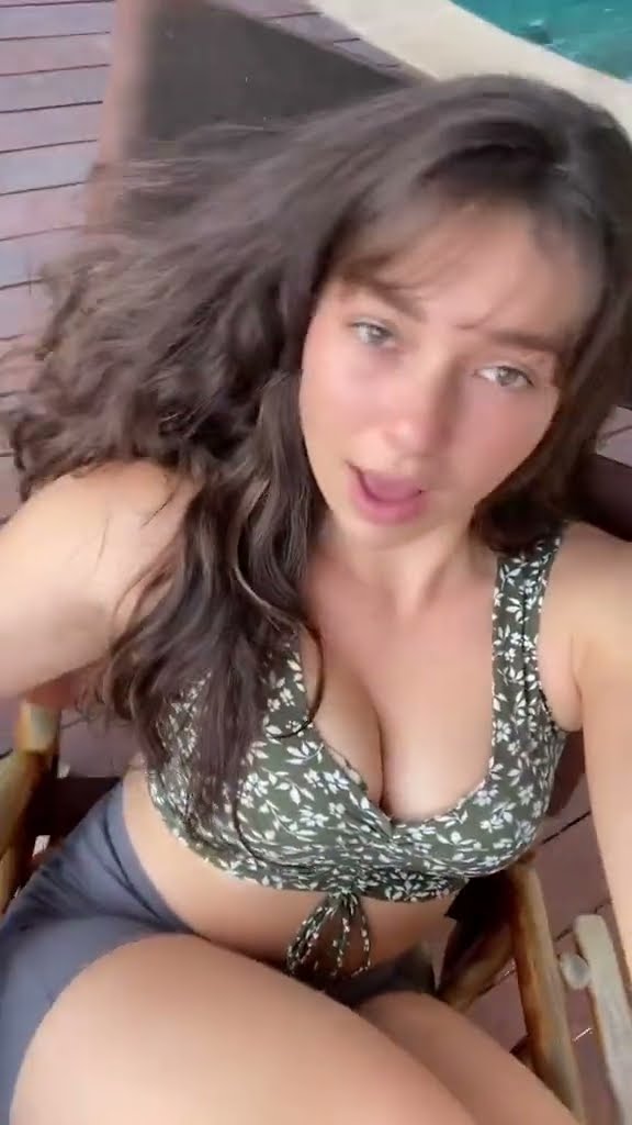 Best of Erin ashford