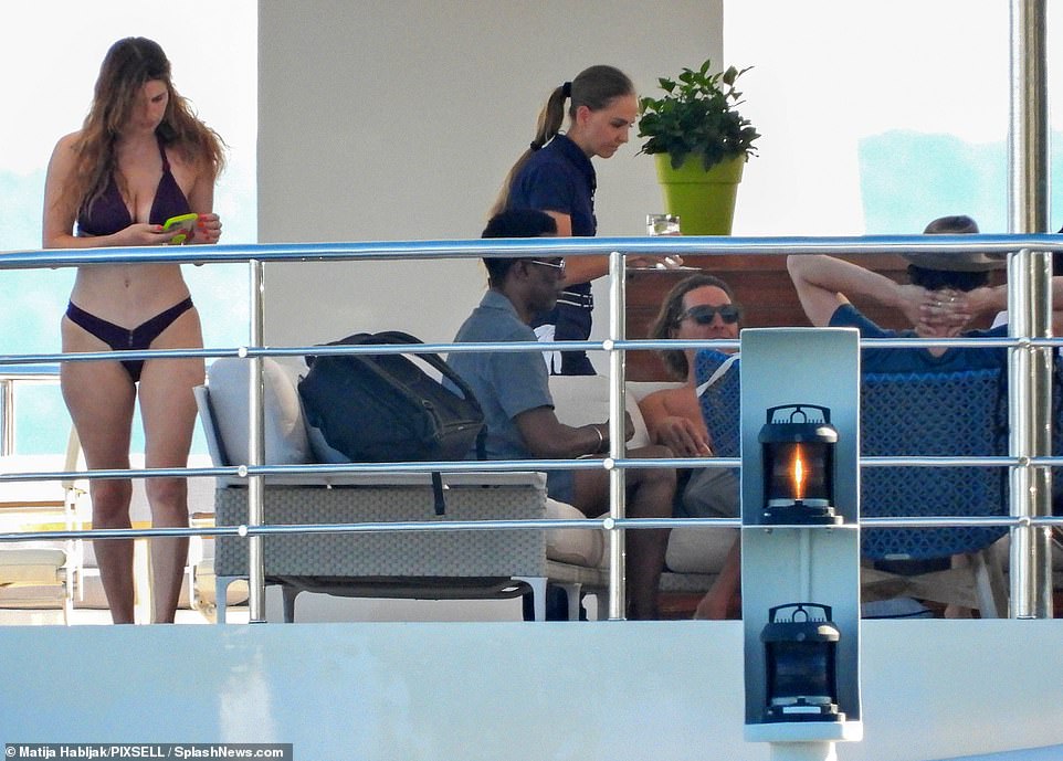 dana vance recommends Lake Bell Bikini