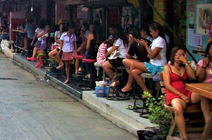 blow job bar bangkok latina threesome blow job bar bangkok