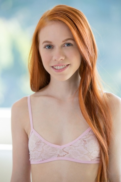 antonio weaver recommends Nude Skinny Redhead
