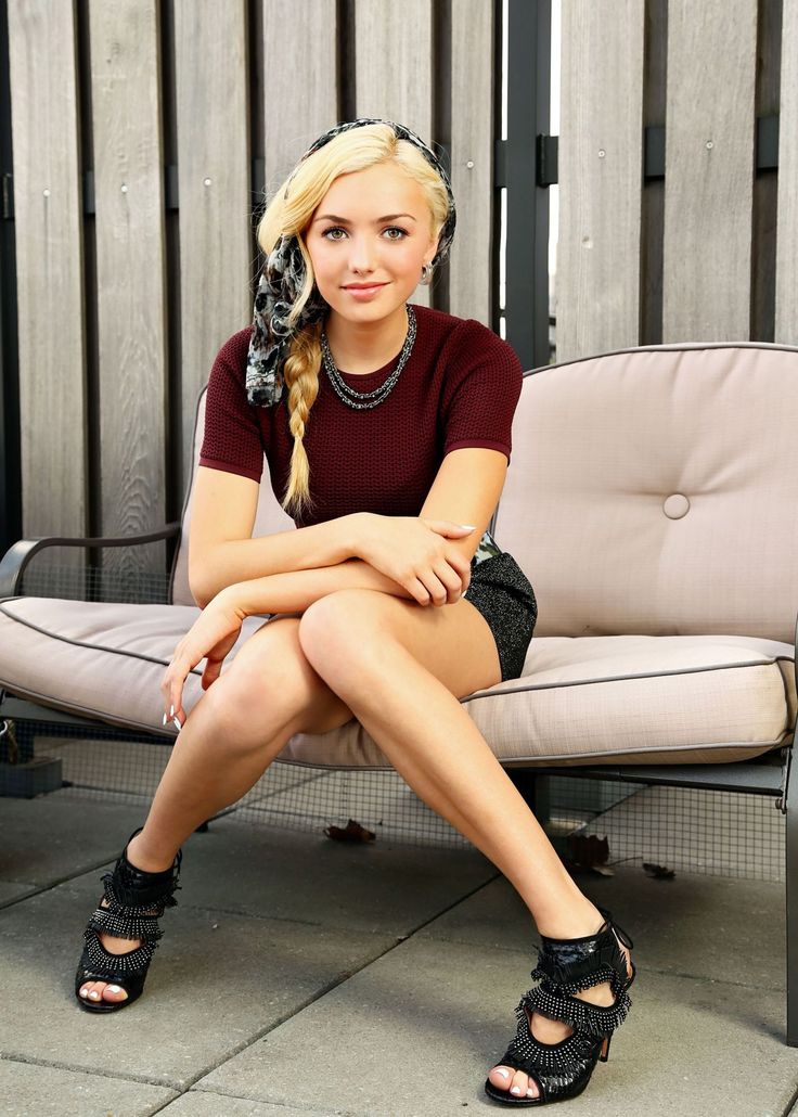 carolina guerrera recommends peyton list legs pic