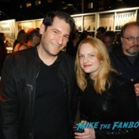 elisabeth moss sexy touching girls elisabeth moss sexy