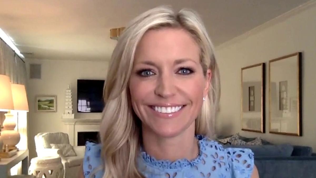 billo like ainsley earhardt nude photo astri kumalasari recommends ainsley earhardt nude pic