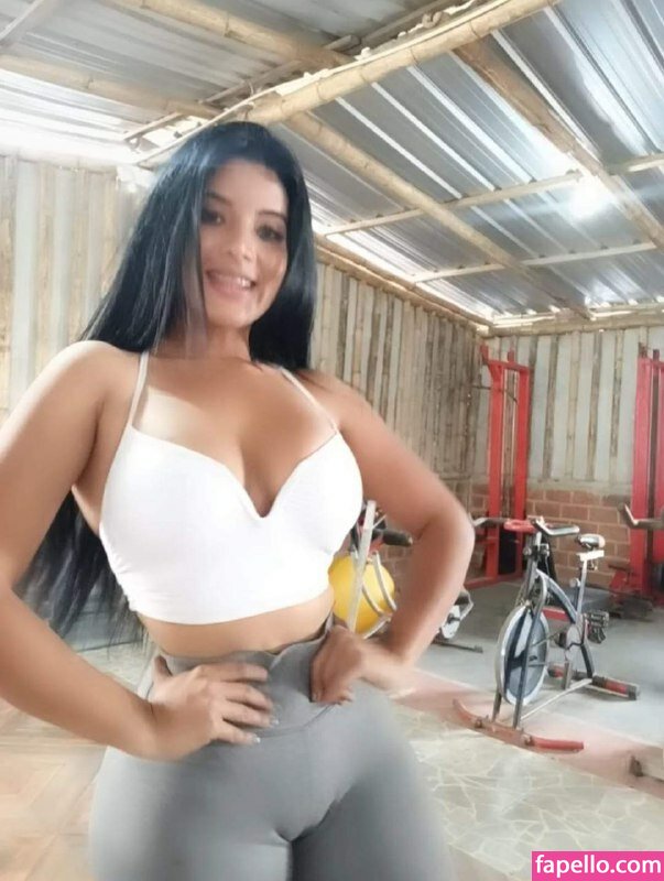 alejandra quiroz cojiendo - strip tease tubes huge bbc