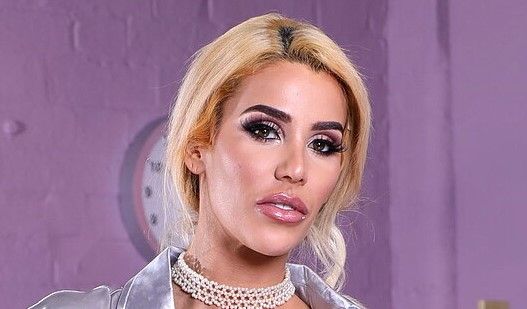 alice judge - pamela anderson nude video ladyboy por