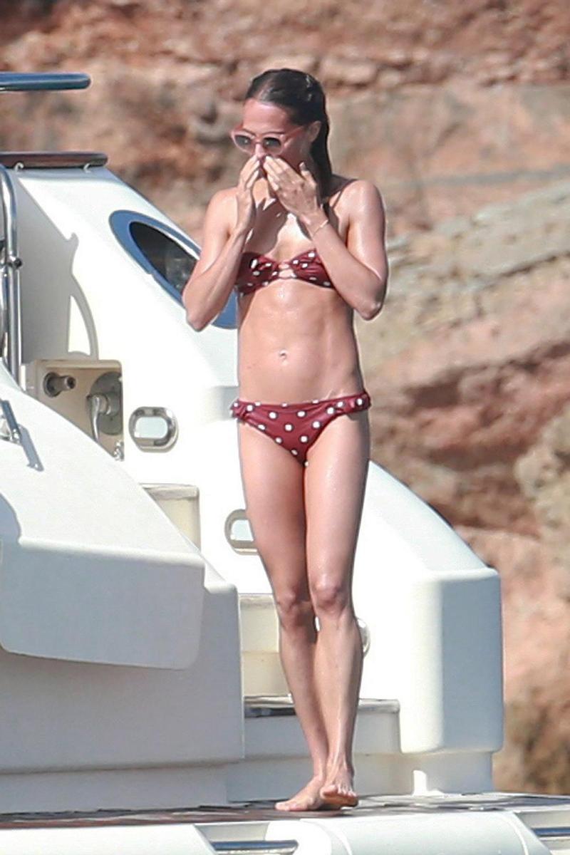 bongumusa masondo like alicia vikander bikini photo cheral kennedy recommends alicia vikander bikini pic