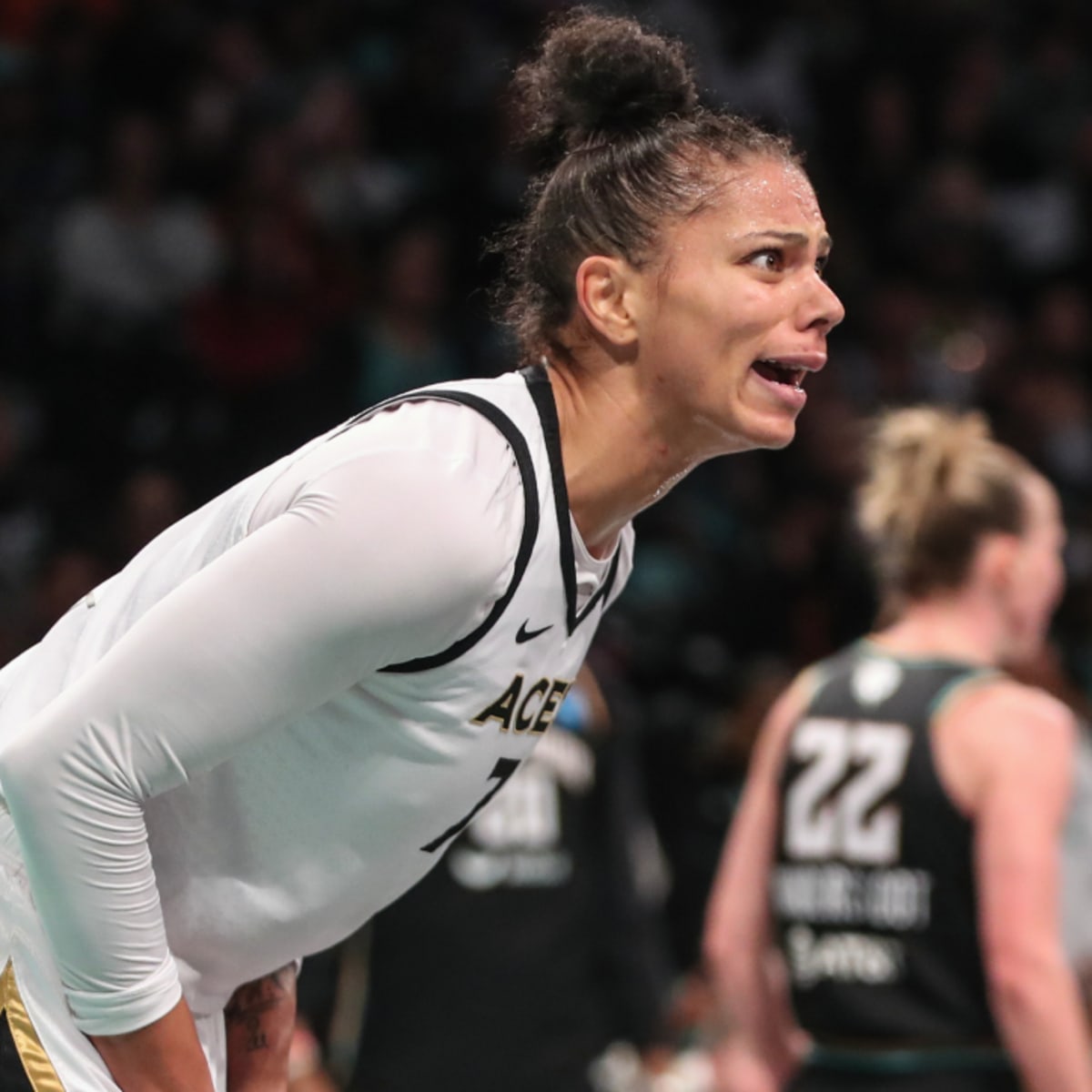 bob rollo recommends Alysha Clark Wife
