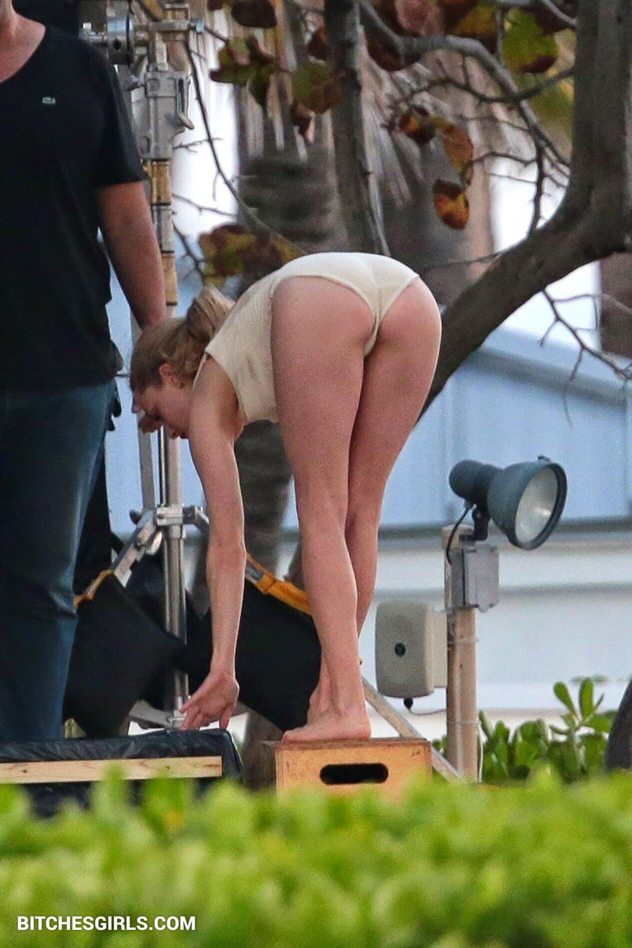 bright nkrumah recommends amanda seyfried naked pic