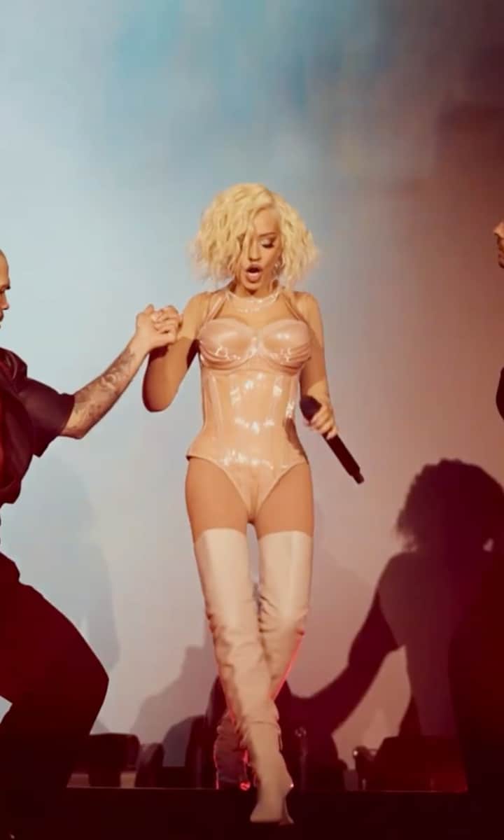 amy curdie shafrir recommends nude images of christina aguilera pic
