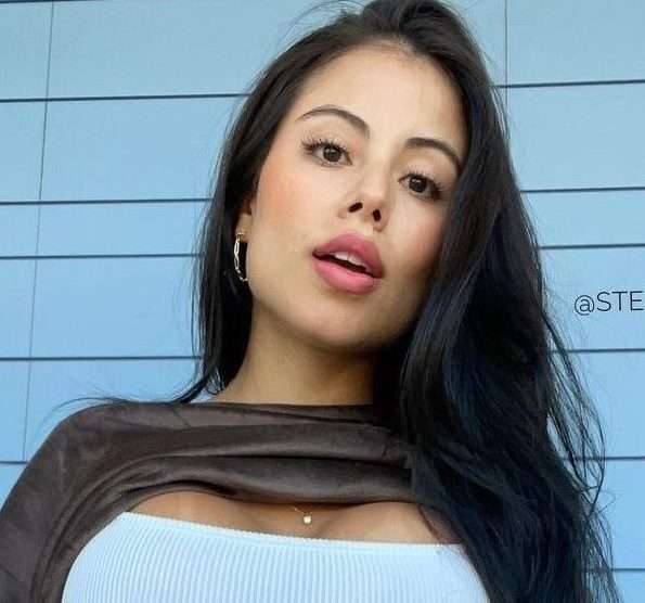 stefft moreno - up skirt miley cyrus gia milana step mom
