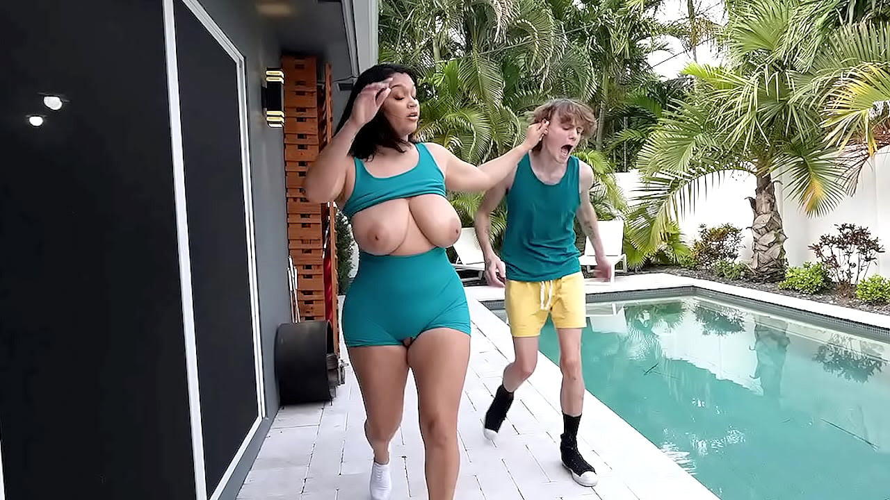 catina williams recommends Spying On Neighbor Porn