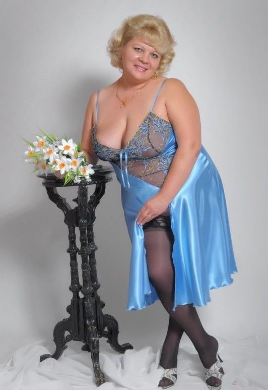 casto moreno like gilf bbw photo asuka ishida recommends carmella crush pic