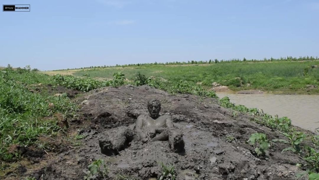 Mud Masterbation dick slap
