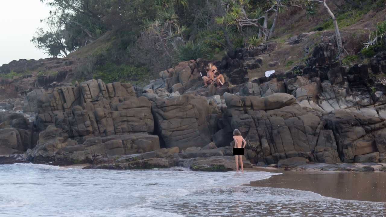 dale hugo recommends Beach Teens Nudes
