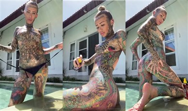angelia young recommends Becky Holt Nude