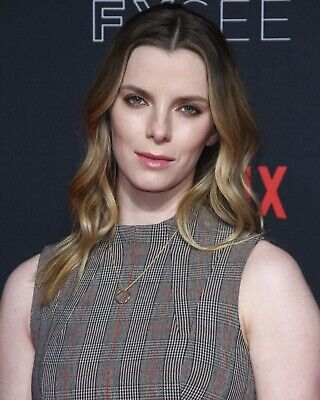 Betty Gilpin Sexy roblox madmurderer aj chaboya recommends Betty Gilpin Sexy