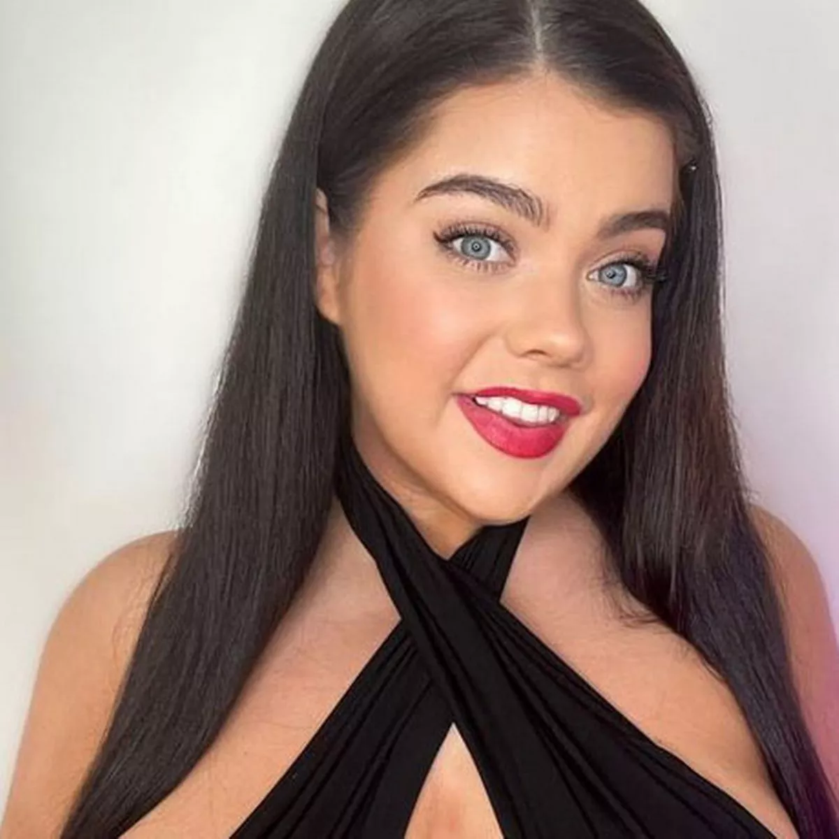 abdul halim najim recommends big boobs only fans pic