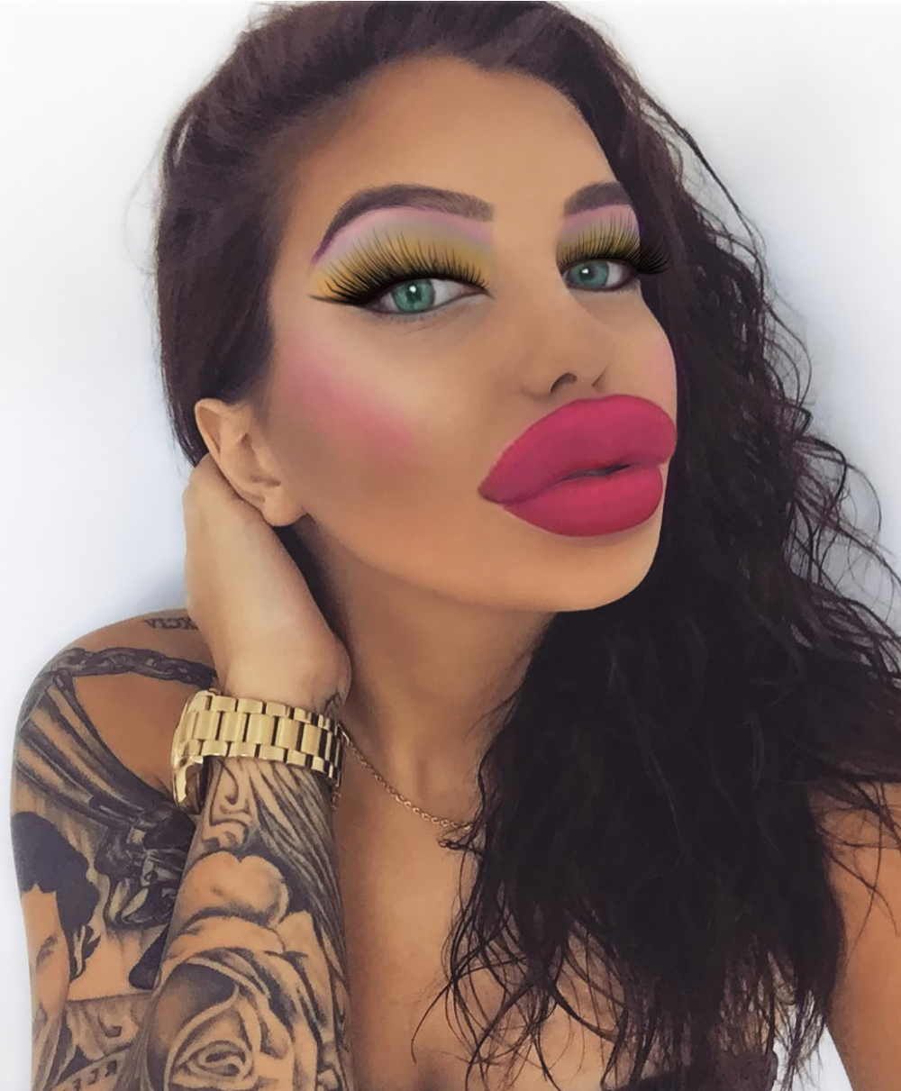 tina mompov