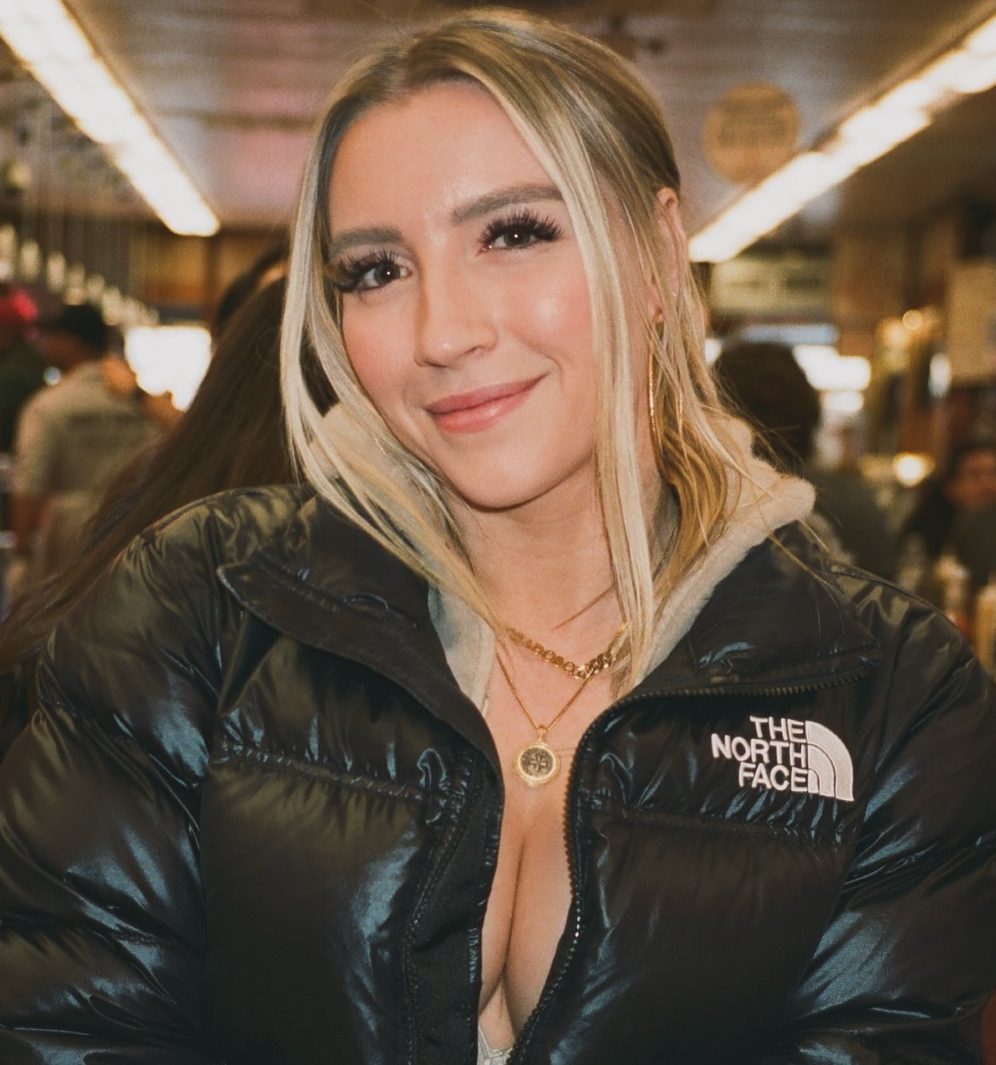 amy bock recommends blondeadobo facial pic