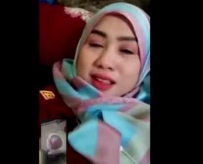 ana bubalo recommends Bokep Janda Jilbab
