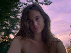 bridey elliott nude